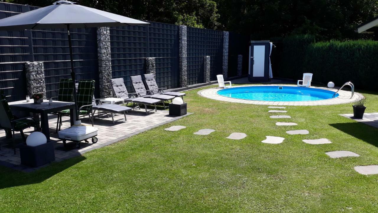 Meyer Mit Privatem Pool & Gartensauna * Mahren